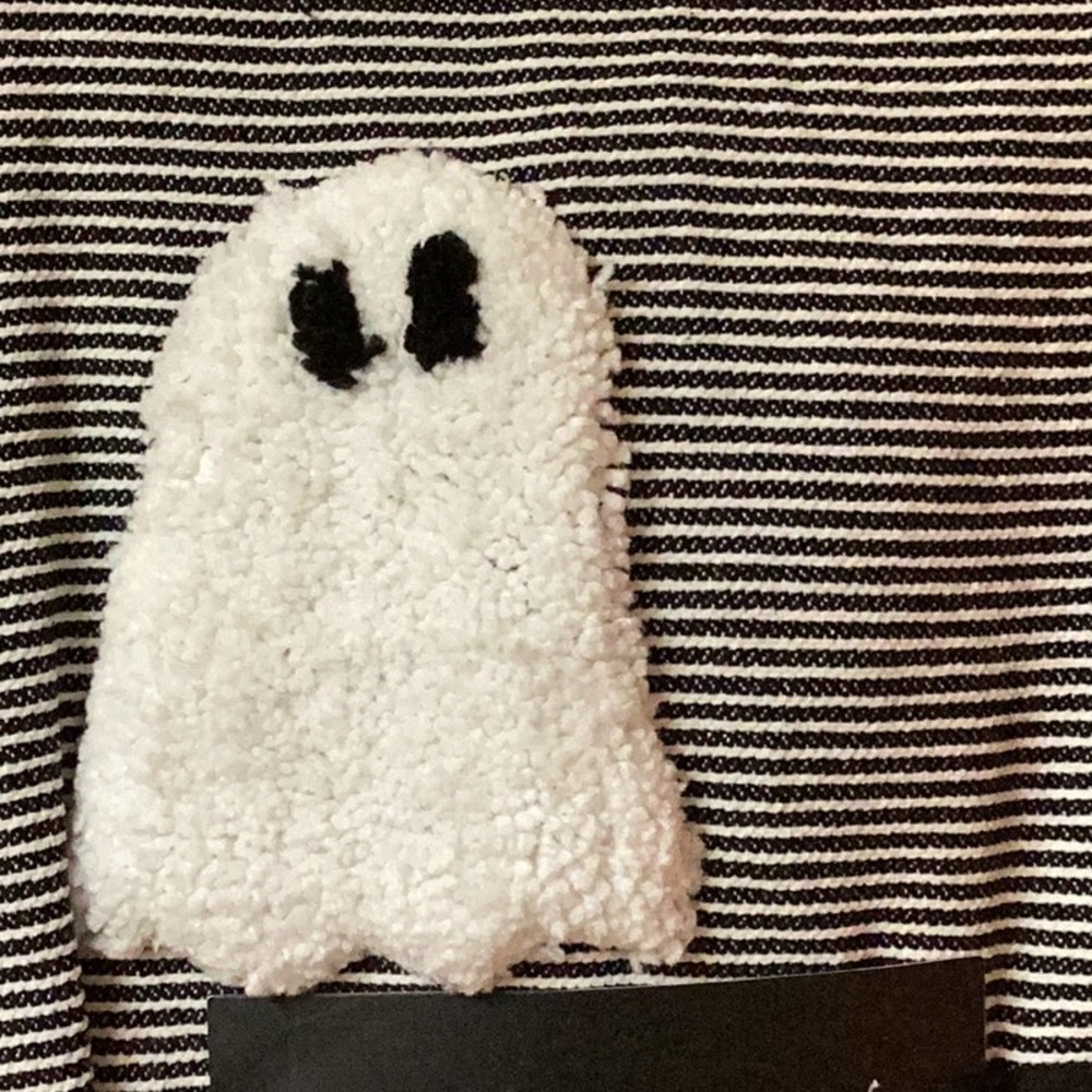 Rachel Zoe Black and White Ghost Throw Blanket - Picture 3 of 5